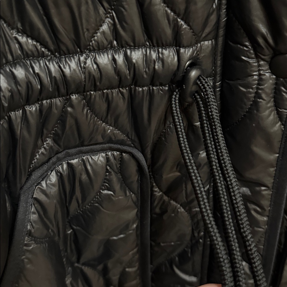 Lou & Grey Black Quilted Vest size Large - Picture 5 of 7